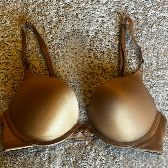 Victoria Secret Bombshell Bra 🤎 - Picture 2 of 5